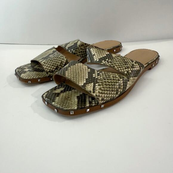 Marc Fisher Jaylin Sandal Size 10 Snakeskin Double Strap Flats Square Toe Studs - Picture 6 of 8
